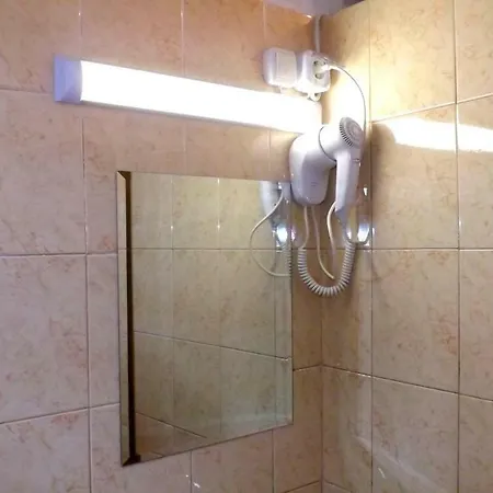Perfect Centrally Located Bedroom & Living Sofia